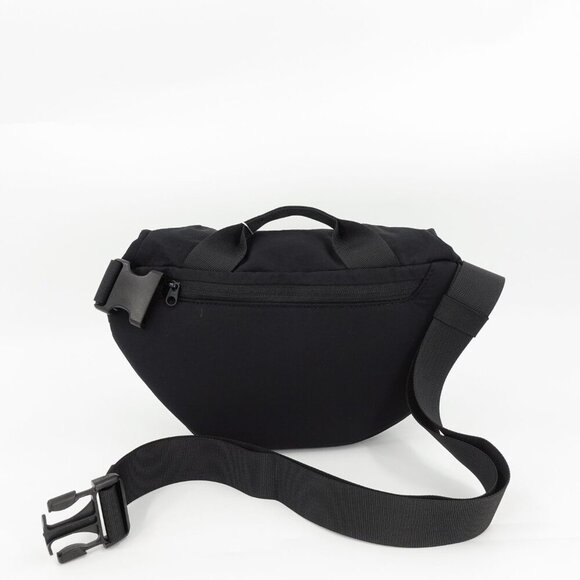 Lululemon Curved Crossbody 3L Black OS - Picture 7 of 16